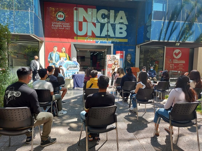 UNAB da bienvenida a los alumnos nuevos de la carrera Contador Auditor