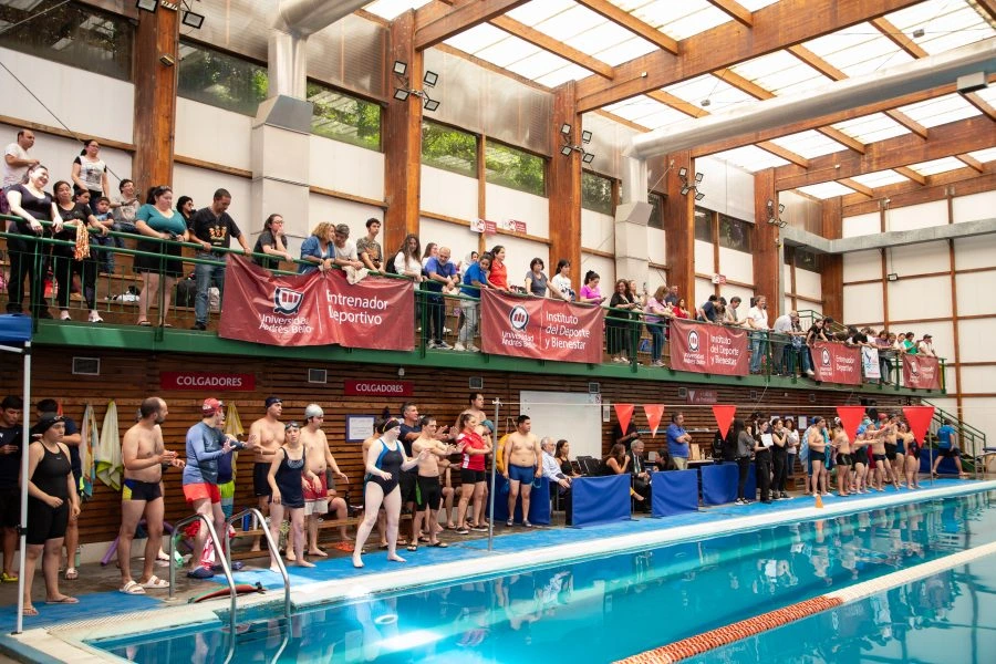 Diploma en Habilidades Laborales, junto a la carrera de Entrenador Deportivo, cerraron el taller de natación en una competencia, realizada en Polideportivo UNAB, sede Viña del Mar, y donde hubo alta exigencia y desafíos concretos.