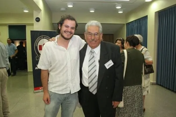 Sebastián Klarian junto a Premio Nacional de Ciencias, Nibaldo Bahamonde.