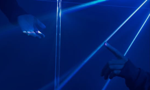 RAME: académica de Diseño UNAB presentó puesta en escena lumínica en el MUT