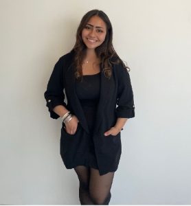 Valentina Toledo, estudiante de Contador Auditor en la sede Viña del Mar, beneficiaria de la Beca Apoyo Estudiantil del Endowment UNAB.