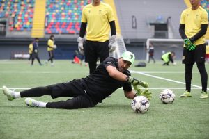 Claudio Bravo gira despedida