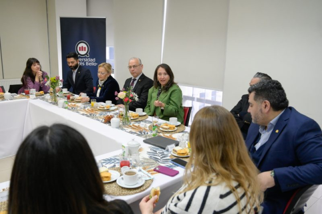 Desayuno-seleccionados-endowment-Conce-3818-800×532