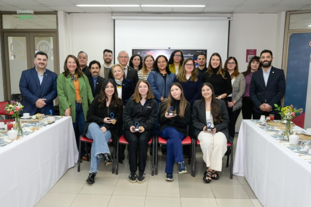 Desayuno-seleccionados-endowment-Conce-3865-800×532