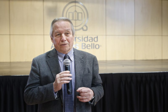 UNAB-desayuno-seleccionados-endowment-CR13-800×533