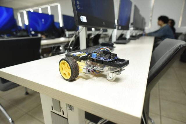 2°-Interescolar-de-Robotica-e-IA-Stgo-Campus-Antonio-Varas-93-900×601
