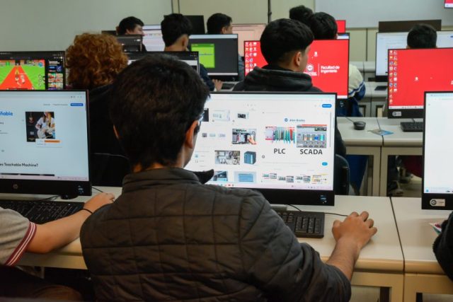 Interescolar-de-Robótica-e-IA-Conce-56369-900×601