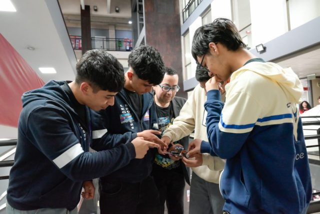 Interescolar-de-Robótica-e-IA-Conce-56406-900×601