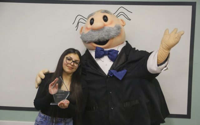 Beca Dr. Simi Sede Santiago