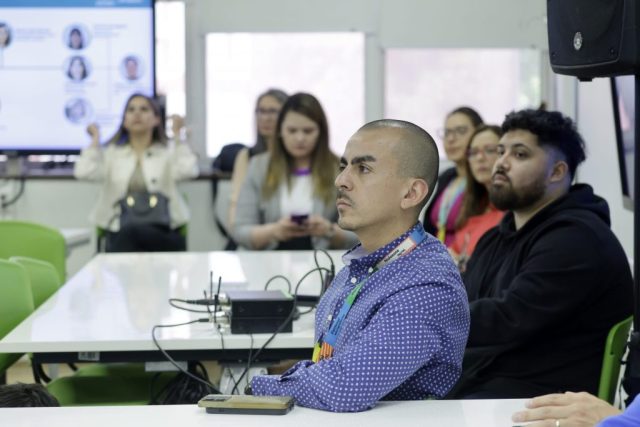 Ceremonia-colaboración-UNAB-–-AESCULAP-CR20-2000×1334