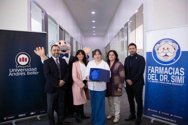 Entrega Beca Dr. Simi Viña del Mar