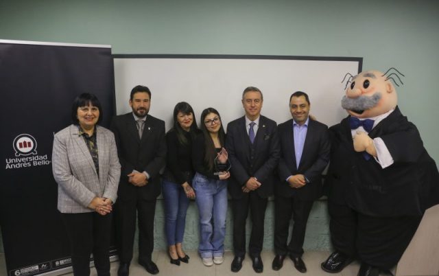 Entrega Simibeca en Santiago