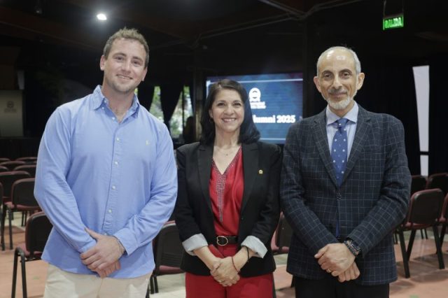 Premios-Alumni-2025-CR09-800×533