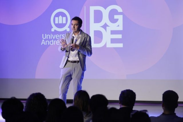 Ceremonia-Cierre-Curso-Sumate-Lideres-Estudiantiles-Sede-Santiago-CR15-800×534-1