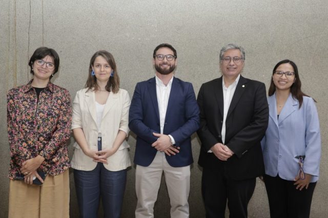 Ceremonia-Cierre-Curso-Sumate-Lideres-Estudiantiles-Sede-Santiago-CR43-800×533-1