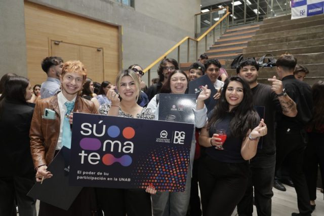 Ceremonia-Cierre-Curso-Sumate-Lideres-Estudiantiles-Sede-Santiago-CR44-800×533-1