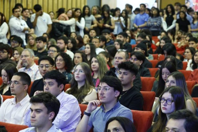 Ceremonia-Mes-de-la-Participacion-Civica-CR16-800×534-1