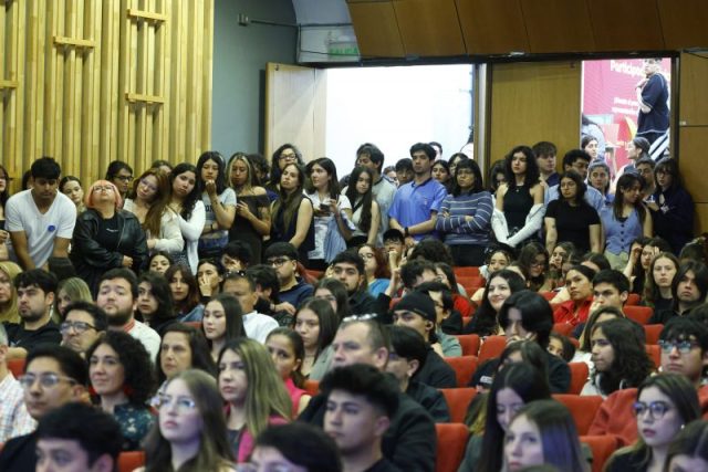 Ceremonia-Mes-de-la-Participacion-Civica-CR18-800×534-1