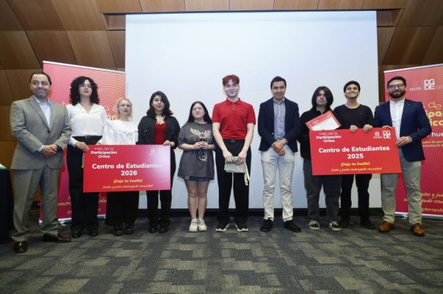 Ceremonia-Mes-de-la-Participacion-Civica-CR39-800×533-1