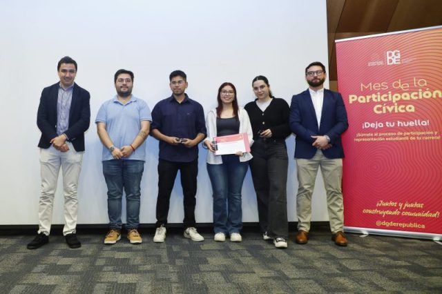 Ceremonia-Mes-de-la-Participacion-Civica-CR41-800×533-1