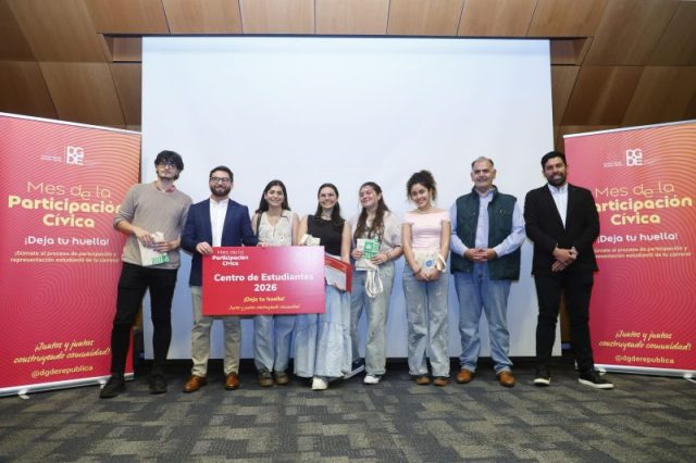 Ceremonia-Mes-de-la-Participacion-Civica-CR49-800×533-1