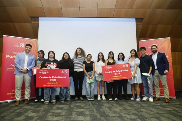 Ceremonia-Mes-de-la-Participacion-Civica-CR57-800×533-1