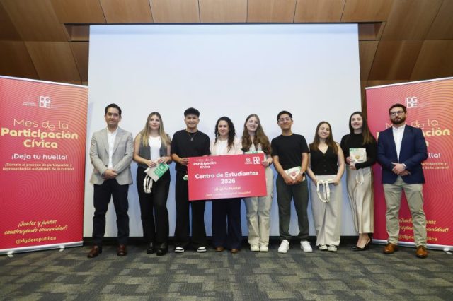 Ceremonia-Mes-de-la-Participacion-Civica-CR68-800×533-1