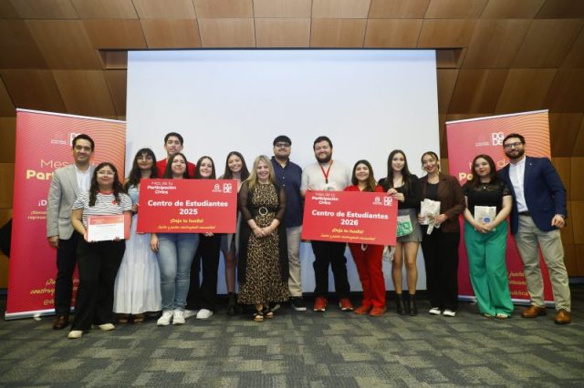 Ceremonia-Mes-de-la-Participacion-Civica-CR72-800×533-1