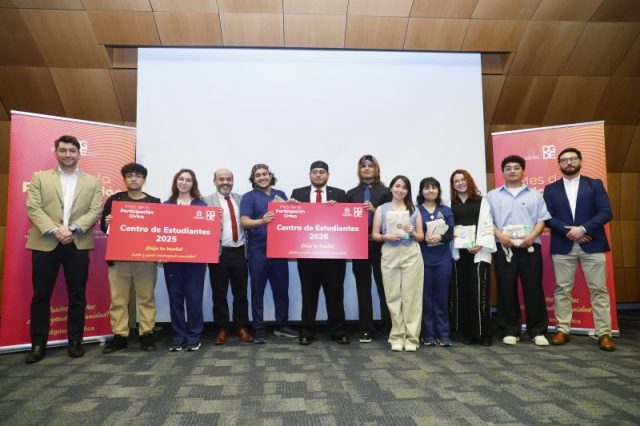 Ceremonia-Mes-de-la-Participacion-Civica-CR76-800×533-1