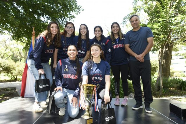 Ceremonia-de-Deportistas-Campus-Casona-Las-Condes-86-900×601