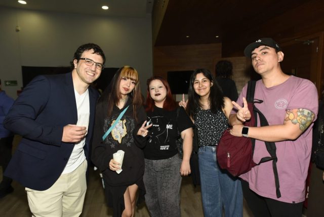 Presentacion-Talleres-Artisticos-Culturales-2025-Campus-Antonio-Varas-1-2000×1335-1