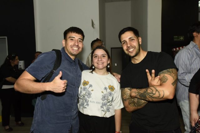 Presentacion-Talleres-Artisticos-Culturales-2025-Campus-Antonio-Varas-2-2000×1335-1