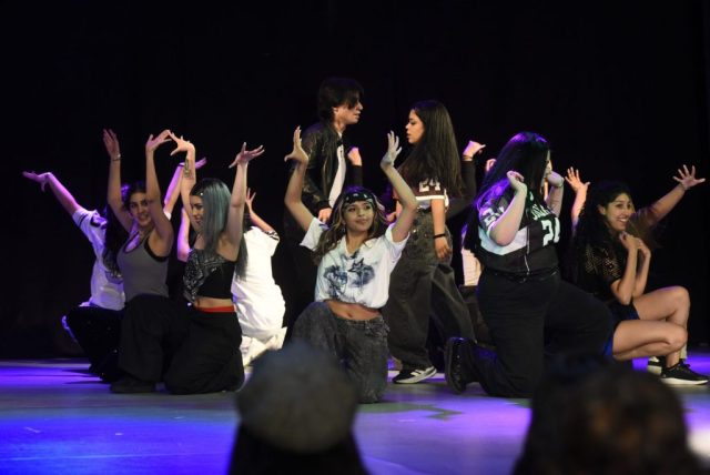 Presentacion-Talleres-Artisticos-Culturales-2025-Campus-Antonio-Varas-33-2000×1335-1