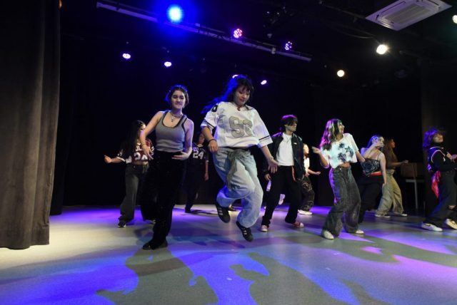 Presentacion-Talleres-Artisticos-Culturales-2025-Campus-Antonio-Varas-36-2000×1335-1