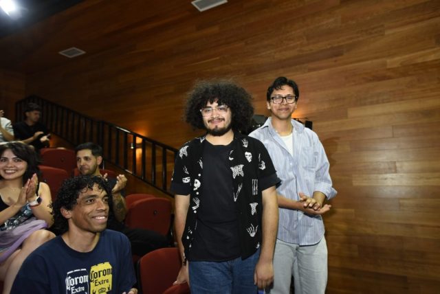 Presentacion-Talleres-Artisticos-Culturales-2025-Campus-Antonio-Varas-83-2000×1335-1