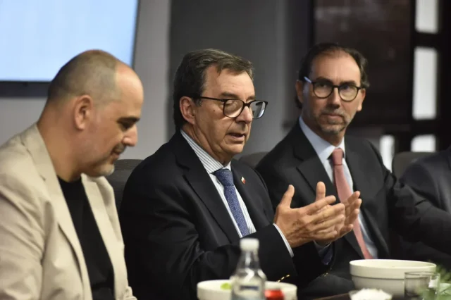 Almuerzo-OCRIT-Casona-8270-2000×1333