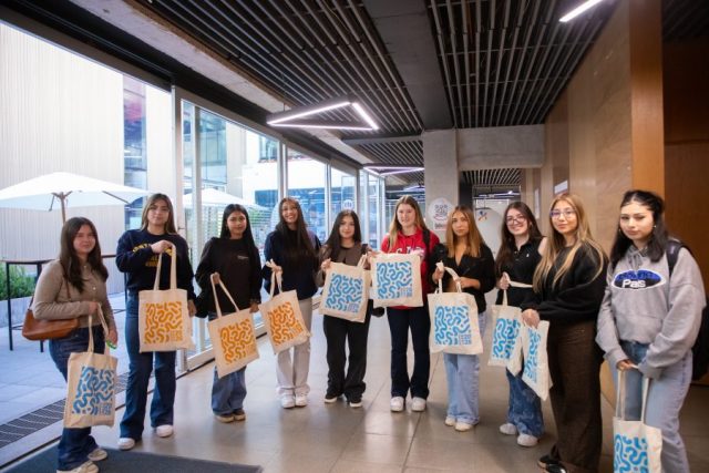 FOTO 11 BIENVENIDA ESTUDIANTES SEDE VIÑA