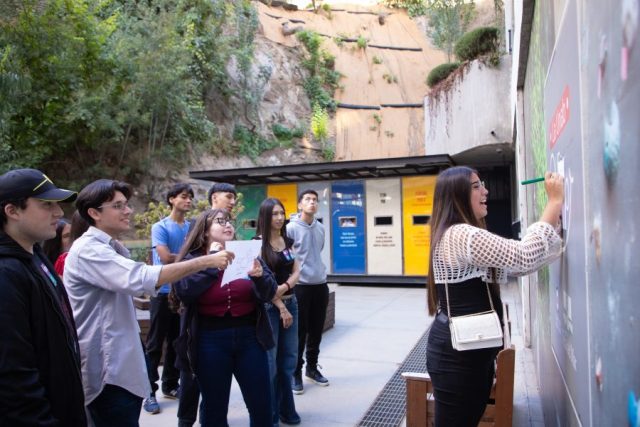 FOTO 13 BIENVENIDA ESTUDIANTES SEDE VIÑA