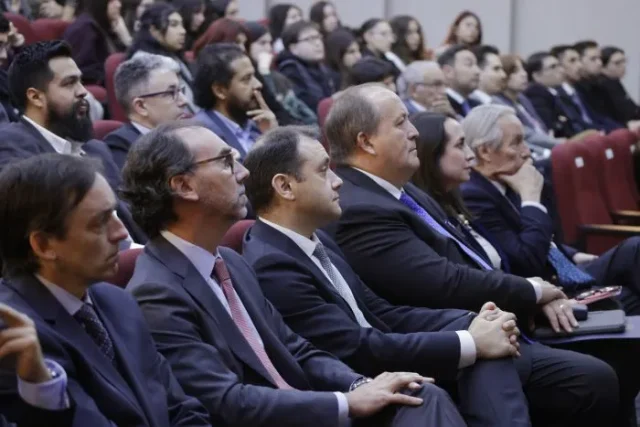 Inauguracion-de-Ano-Academico-Facultad-de-Derecho-CR09-700×467