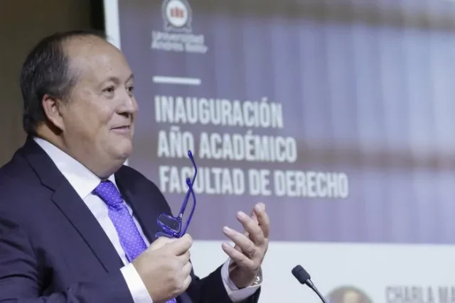 Inauguracion-de-Ano-Academico-Facultad-de-Derecho-CR45-700×467