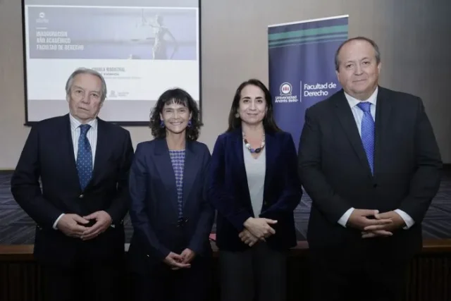 Inauguracion-de-Ano-Academico-Facultad-de-Derecho-CR87-700×467