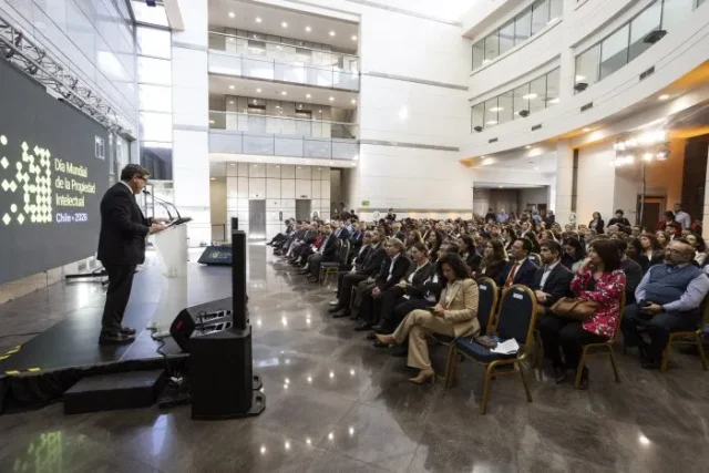 solicitudes de patentes