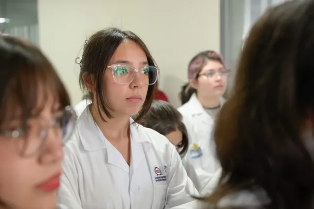 Explora-Odontologia-Concepcion-4602-900×599