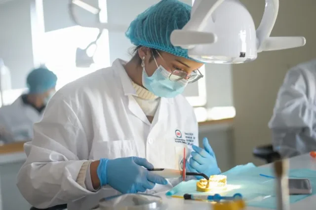 Explora-Odontologia-Concepcion-4677-900×599