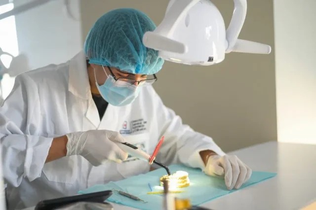 Explora-Odontologia-Concepcion-4681-900×599
