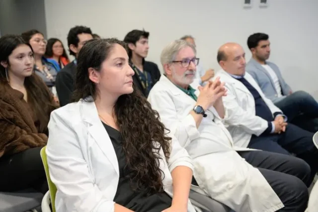Inauguracion-Ano-Academico-Medicina-Concepcion-3512-700×466