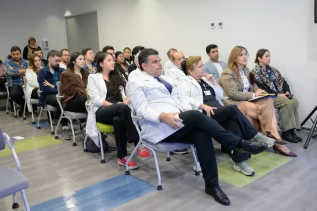 Inauguracion-Ano-Academico-Medicina-Concepcion-3516-700×466