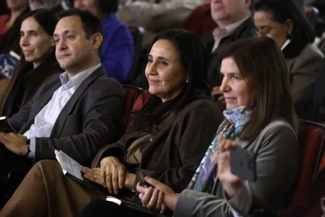 Lanzamiento-del-libro-Clara-y-Mauricio-una-historia-cultural-del-amor-CR40-700×467