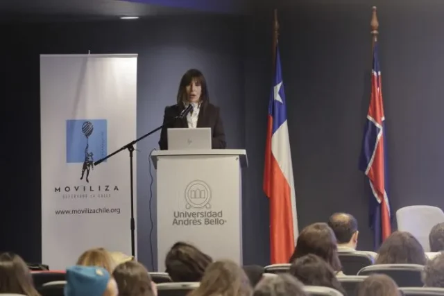 Seminario-internacional-Panorama-de-la-salud-de-adolescentes-y-jóvenes-en-situación-de-calle-en-América-Latina-CR04-700×467