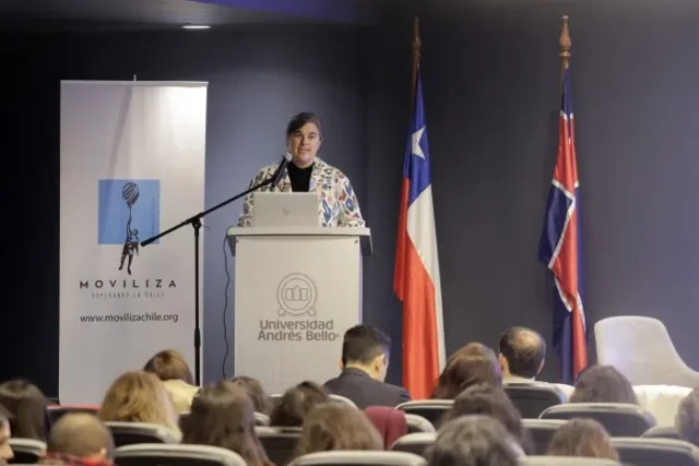 Seminario-internacional-Panorama-de-la-salud-de-adolescentes-y-jóvenes-en-situación-de-calle-en-América-Latina-CR22-700×467